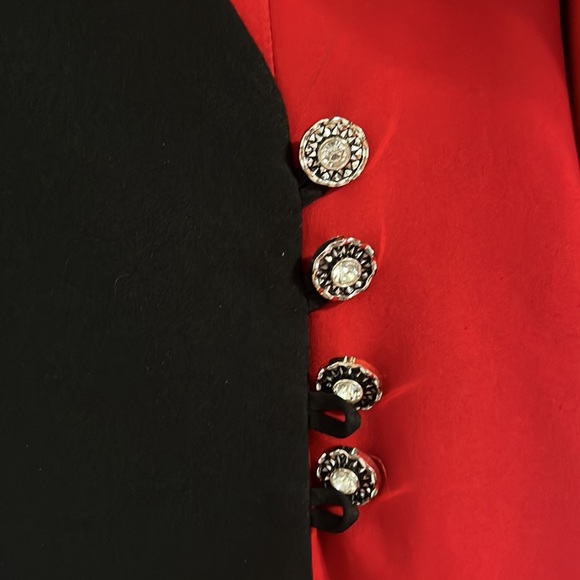 Black and Red Dress - Picture 4 of 8